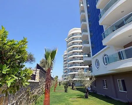 Apartamento Crown City Avsallar