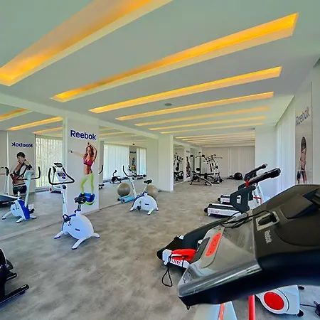Apartamento Crown City Avsallar
